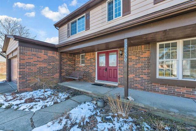 3489 Riverview Court, Wayne, MI 48184