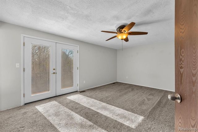 3489 Riverview Court, Wayne, MI 48184