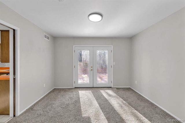 3489 Riverview Court, Wayne, MI 48184