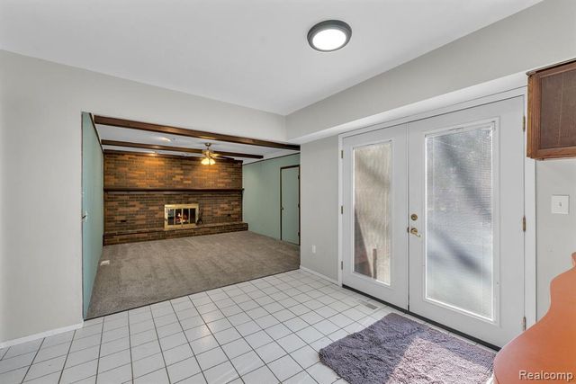 3489 Riverview Court, Wayne, MI 48184