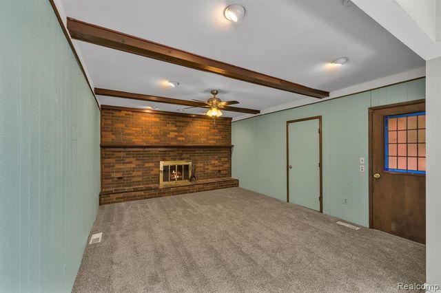 3489 Riverview Court, Wayne, MI 48184