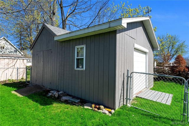 4691 Quarry Lane, Clarence, NY 14031