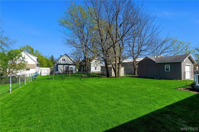4691 Quarry Lane, Clarence, NY 14031