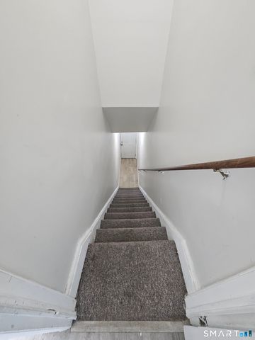 236 Brooks Street 236, Bridgeport, CT 06608