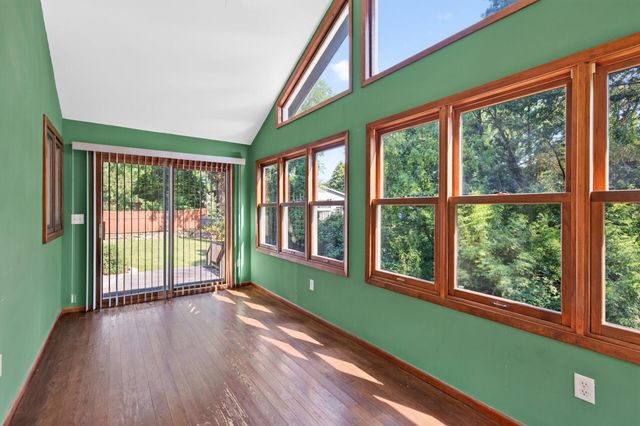2144 Valley View Place, Saint Paul, MN 55119