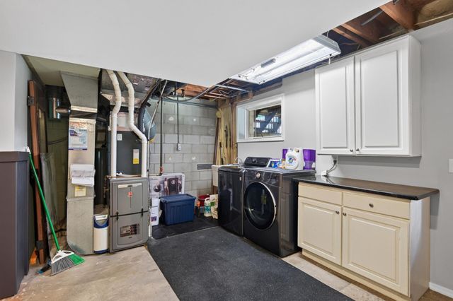 2144 Valley View Place, Saint Paul, MN 55119