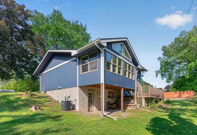 2144 Valley View Place, Saint Paul, MN 55119