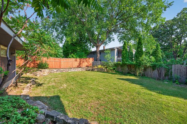 2144 Valley View Place, Saint Paul, MN 55119