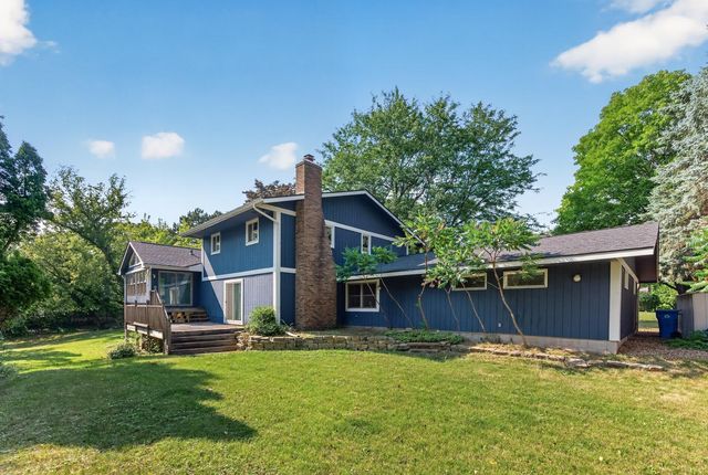 2144 Valley View Place, Saint Paul, MN 55119