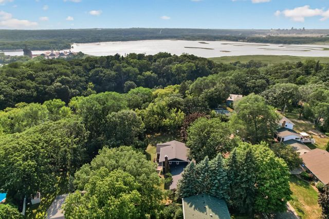 2144 Valley View Place, Saint Paul, MN 55119