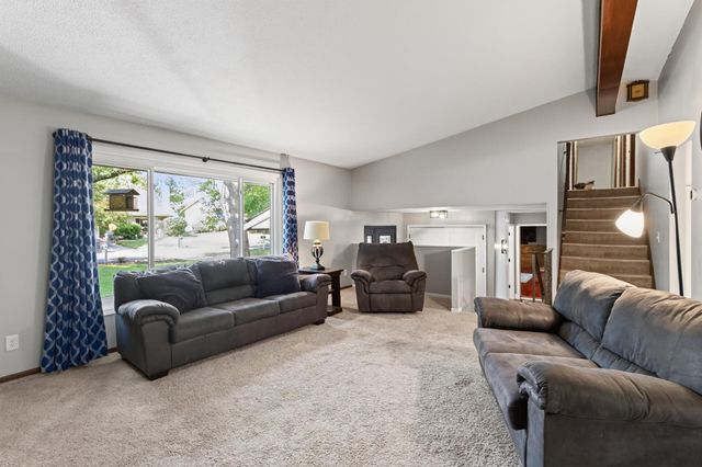 2144 Valley View Place, Saint Paul, MN 55119
