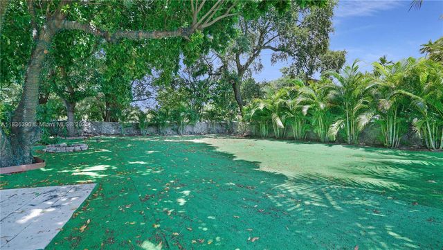 480 NW 53rd Ave, Miami, FL 33126