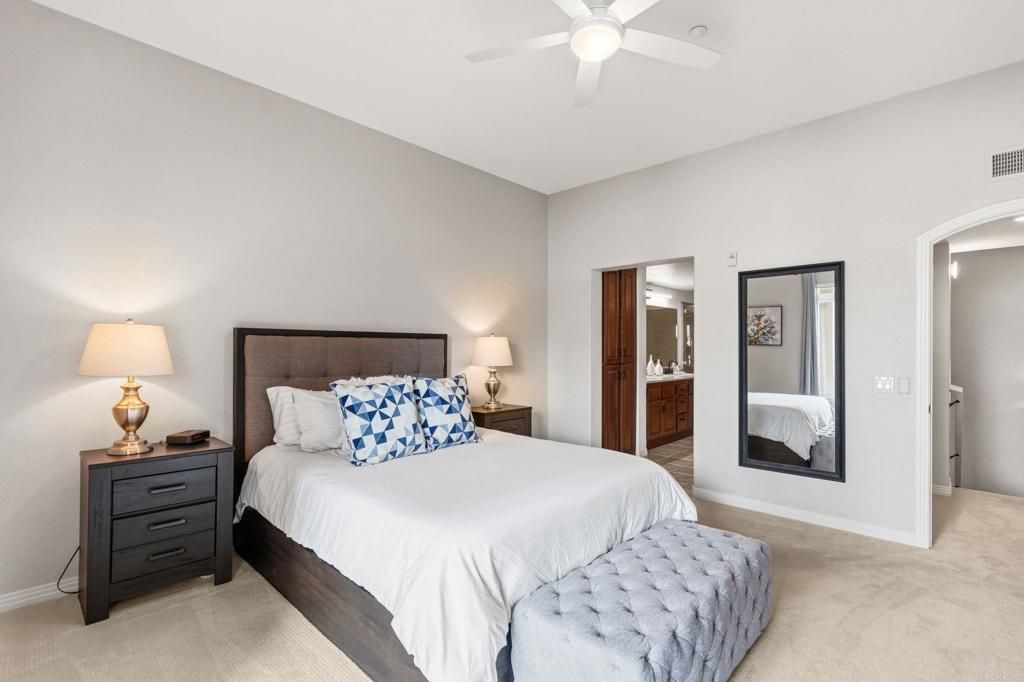 Image 26 of property listing at 301 W G Street 409, San Diego, CA 92101