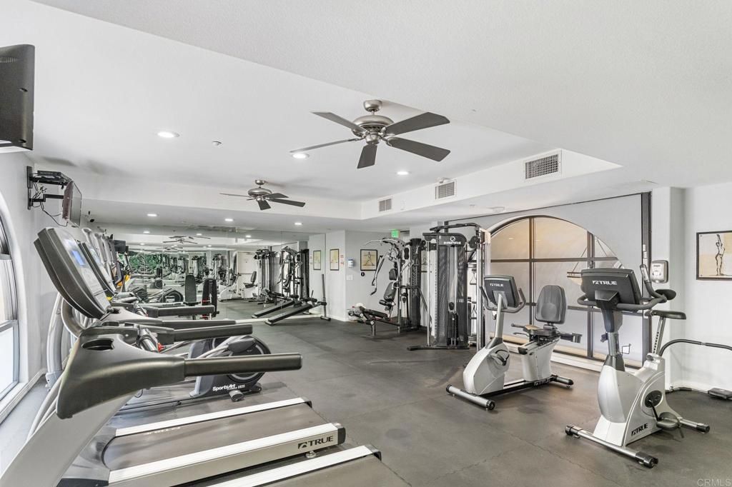 Image 37 of property listing at 301 W G Street 409, San Diego, CA 92101
