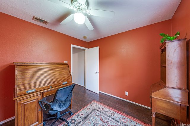 13127 Almond Bend, Universal City, TX 78148