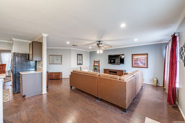 13127 Almond Bend, Universal City, TX 78148