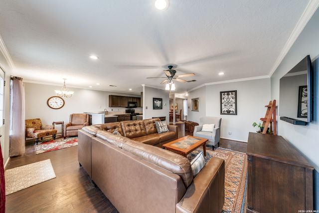 13127 Almond Bend, Universal City, TX 78148