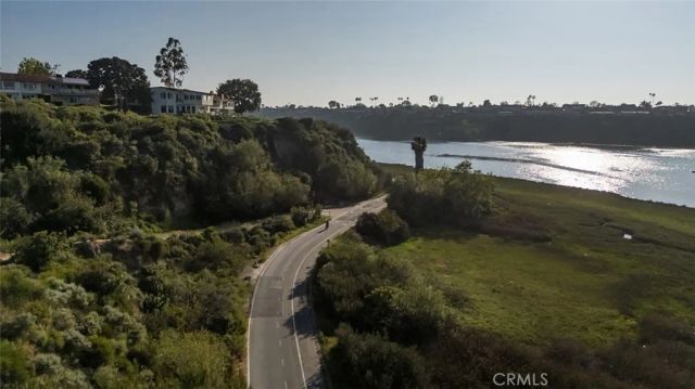 2165 Vista Entrada, Newport Beach, CA 92660