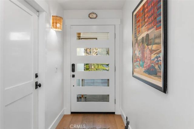 2165 Vista Entrada, Newport Beach, CA 92660