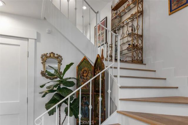 2165 Vista Entrada, Newport Beach, CA 92660