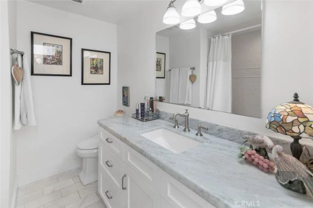 2165 Vista Entrada, Newport Beach, CA 92660