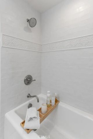 2165 Vista Entrada, Newport Beach, CA 92660