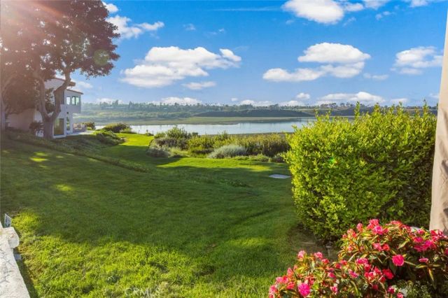 2165 Vista Entrada, Newport Beach, CA 92660