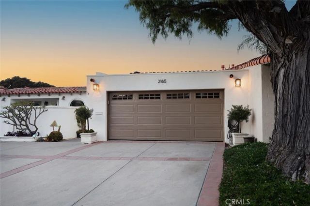 2165 Vista Entrada, Newport Beach, CA 92660