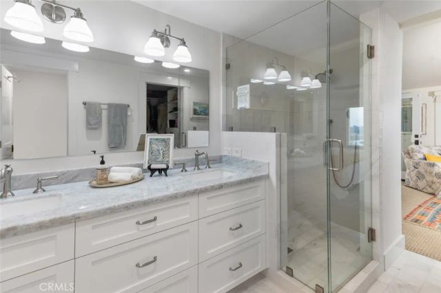 2165 Vista Entrada, Newport Beach, CA 92660