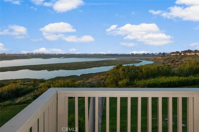 2165 Vista Entrada, Newport Beach, CA 92660