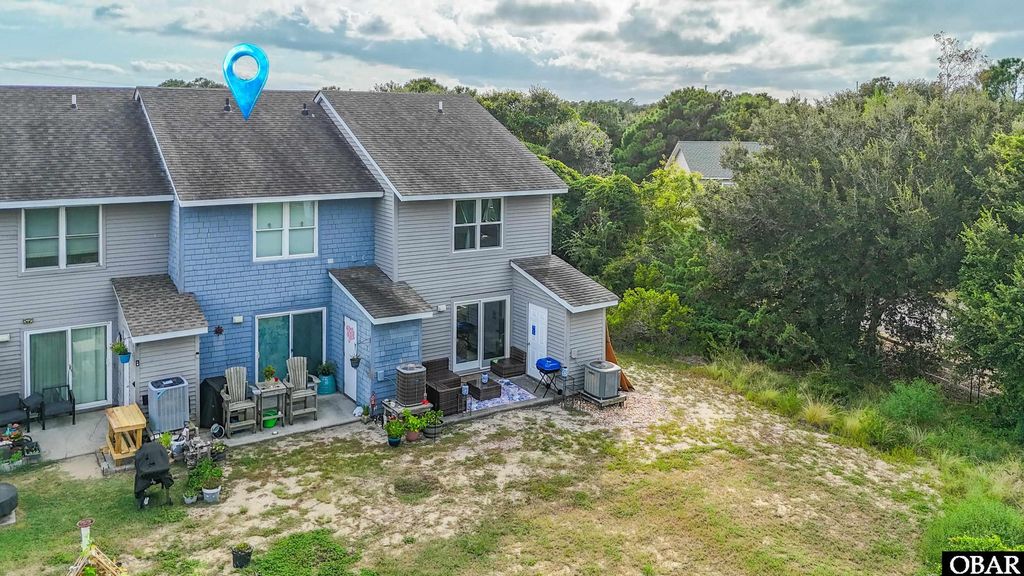 Image 28 of property listing at 222 W Kitty Hawk Road, Kitty Hawk, NC 27949