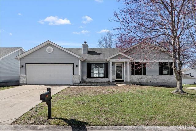 262 Royallsprings Parkway, O'fallon, MO 63368