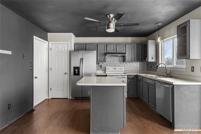 262 Royallsprings Parkway, O'fallon, MO 63368