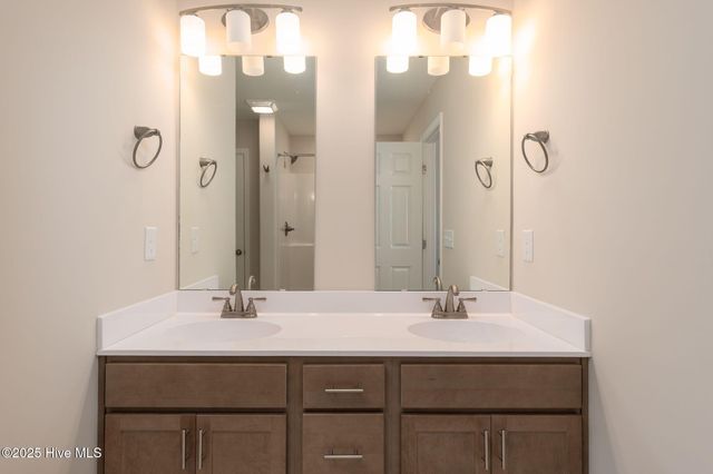 208 Shadow Grass Court, Stella, NC 28582