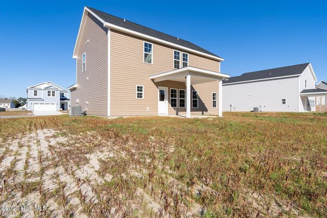 208 Shadow Grass Court, Stella, NC 28582