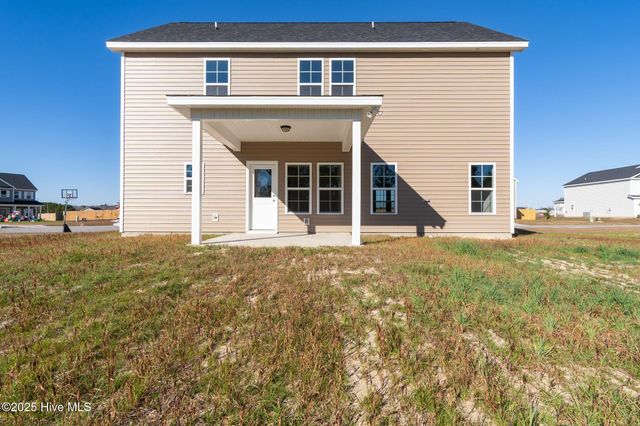 208 Shadow Grass Court, Stella, NC 28582