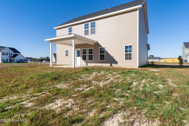 208 Shadow Grass Court, Stella, NC 28582