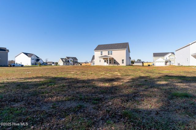 208 Shadow Grass Court, Stella, NC 28582