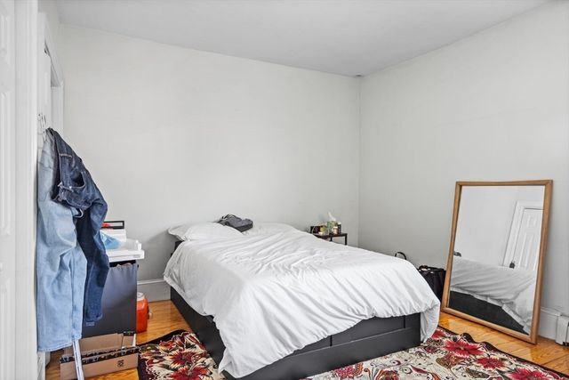 614 E 3rd 3, Boston, MA 02127