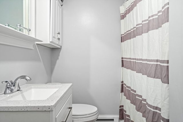 614 E 3rd 3, Boston, MA 02127