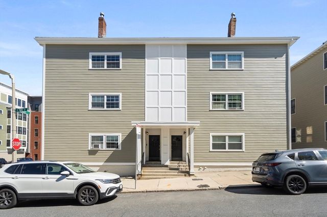 614 E 3rd 3, Boston, MA 02127