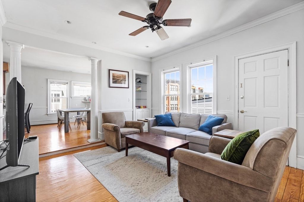 614 E 3rd 3, Boston, MA 02127