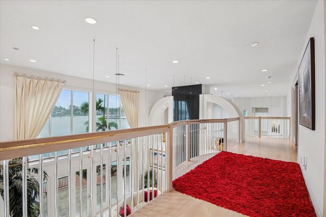 5 Isla Bahia Drive, Fort Lauderdale, FL 33316