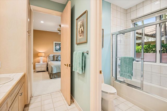 5 Isla Bahia Drive, Fort Lauderdale, FL 33316