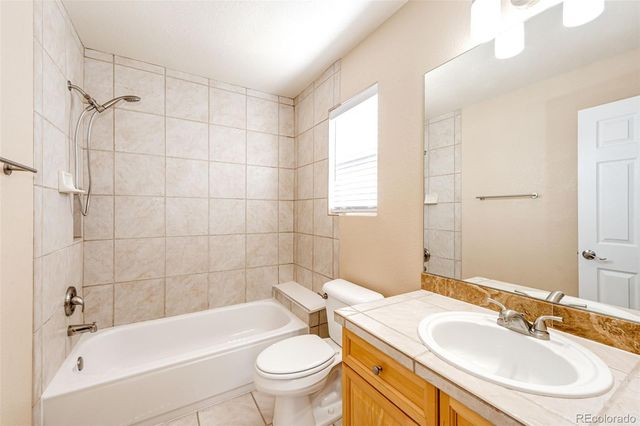 19076 E Maplewood Avenue, Aurora, CO 80016