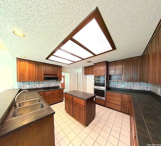 17818 WINTER HL, San Antonio, TX 78258