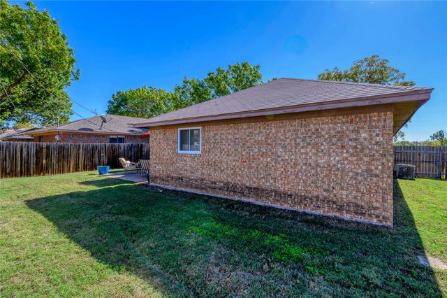 410 E Hazelwood Street, Princeton, TX 75407