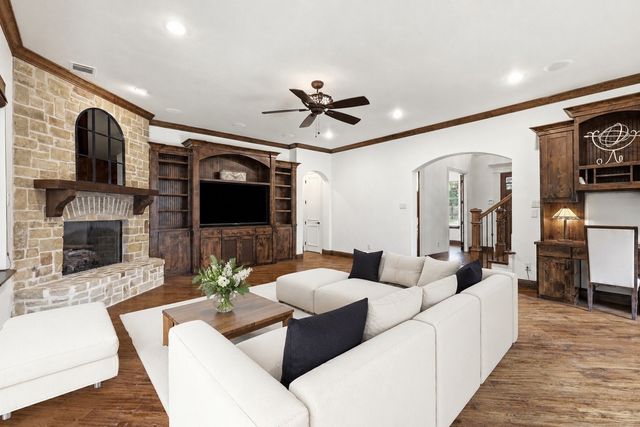 304 Boonesville Bend, Argyle, TX 76226