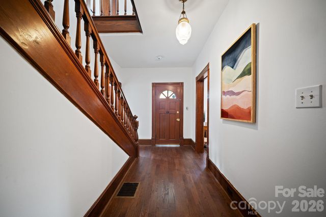 250 Justice Ridge Road, Candler, NC 28715