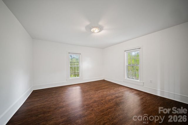 250 Justice Ridge Road, Candler, NC 28715